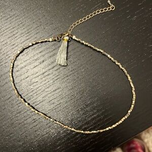 Gold beaded adjustable necklace    Gorgeous on.